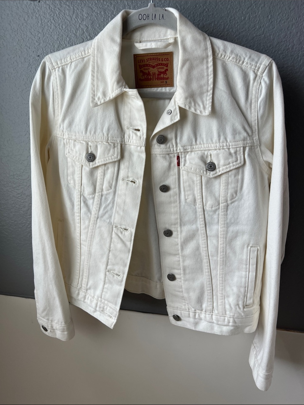 Levi's Off-White Denim Trucker Jacket for Men
